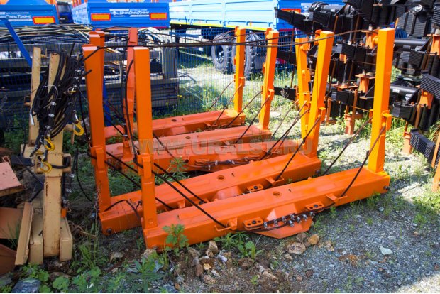 Откидной лесовозный коник