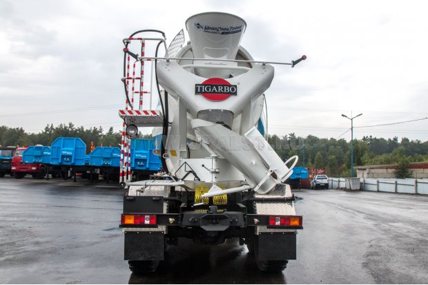 Автобетоносмеситель АБС