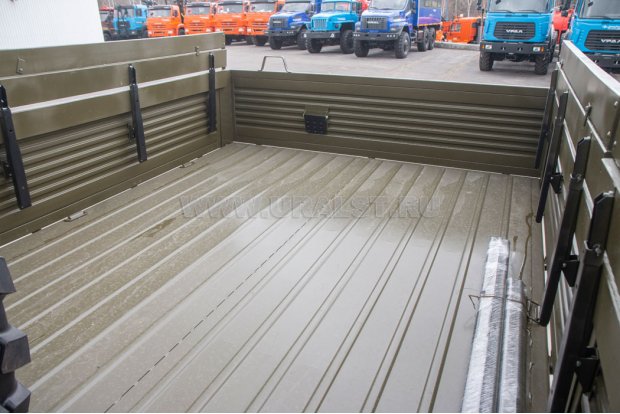 Бортовая платформа