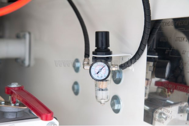 Мановакуметр