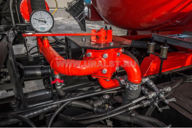 Кран управления операциями вакуумного забора /слива