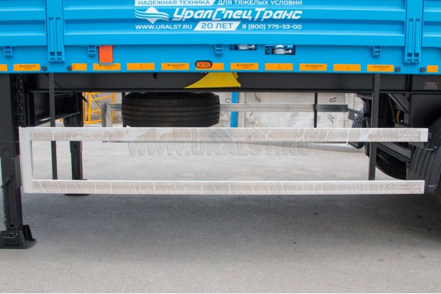 Боковая защита полуприцепа