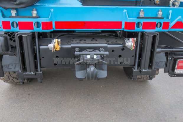 Заднее сцепное устройство