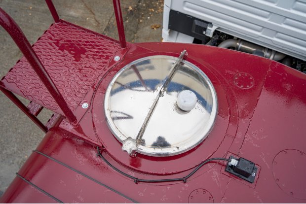 Заливная горловина