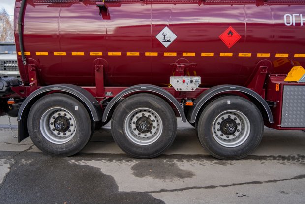 Оси полуприцепа