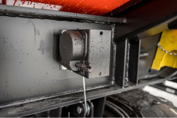 Лебёдка ДЗК