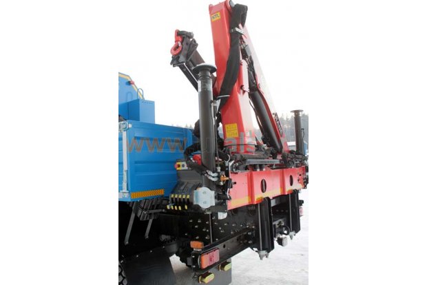 Фургон с манипулятором