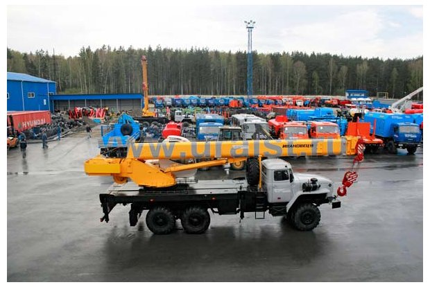 Автокран Ивановец