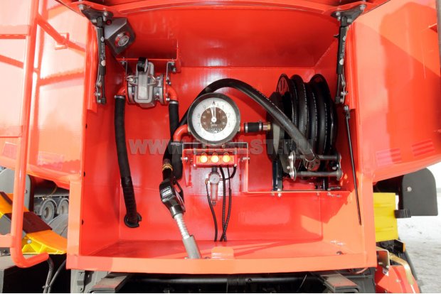 Узел выдачи топлива АТЗ-20-2