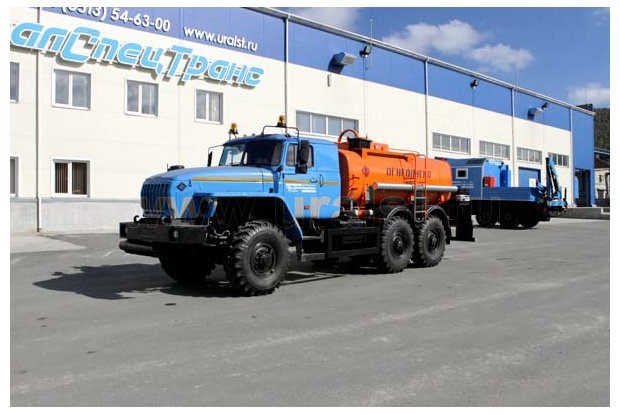 Автотопливозаправщик АТЗ-9