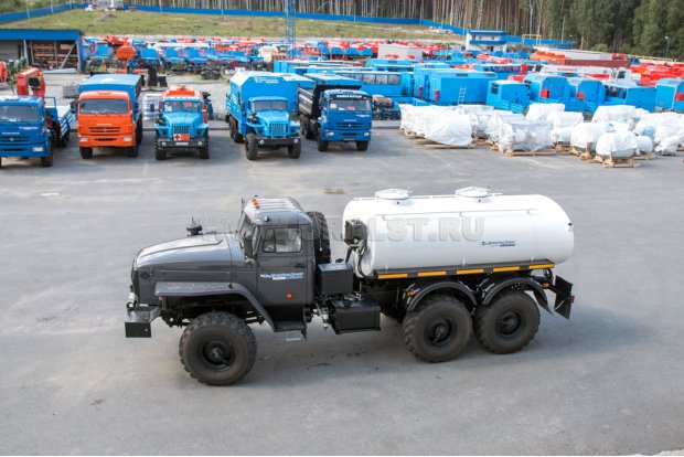 Автоцистерна ОТА-6,2 (4675-02) Урал 5557
