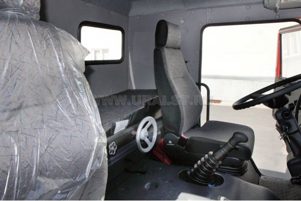 Спальное место в кабине водителя