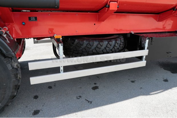 Боковая защита