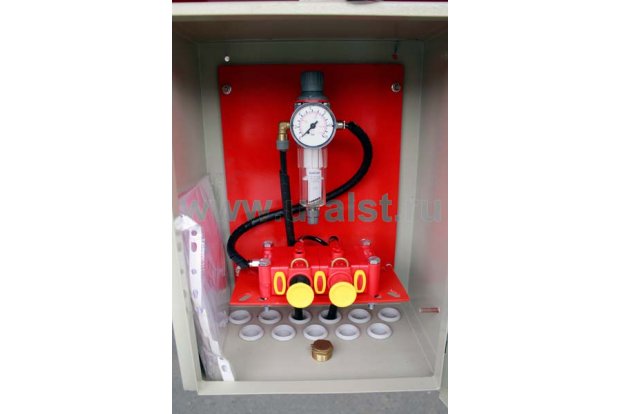 Блок пневмоуправления донными клапанами