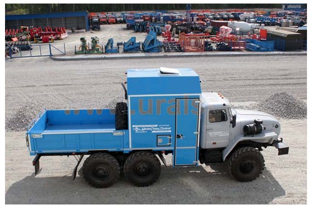 Грузопассажирский автомобиль Урал ГПА