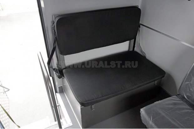 Диван-рундук