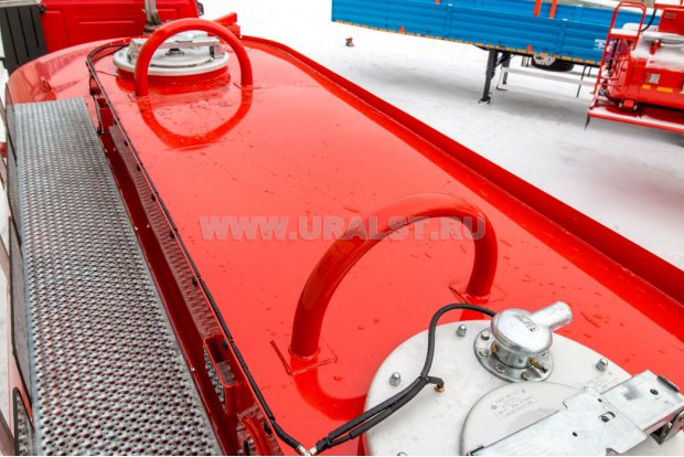 Заливная горловина