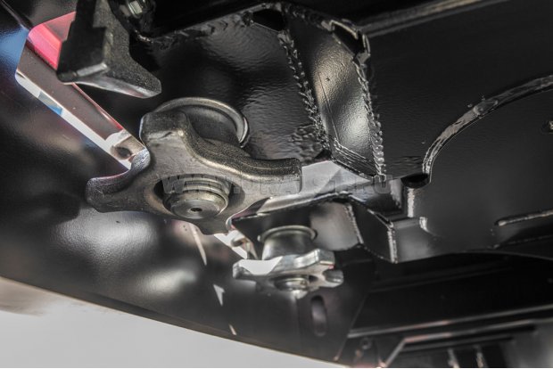 Фитинги для фиксации перевозимых контейнеров