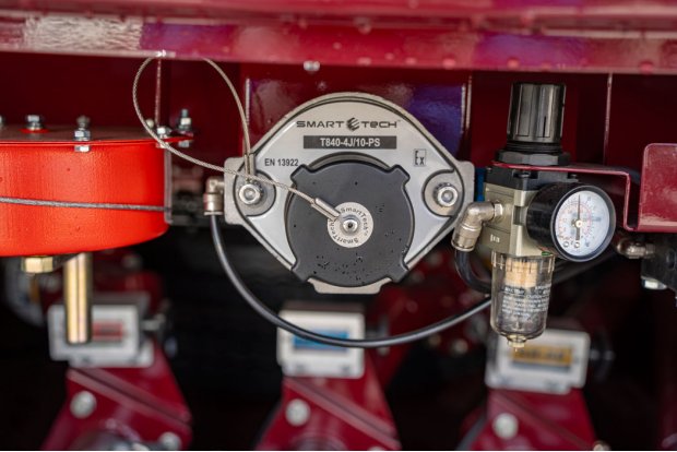 Фильтр осушитель с манометром, розетка 10и контактная