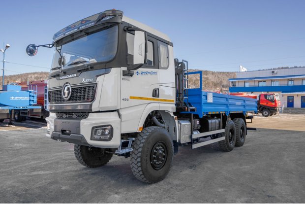 Бортовой контейнеровоз УСТ 5453 SHACMAN SX32586V385 6х6, база 4575мм, ДОПОГ