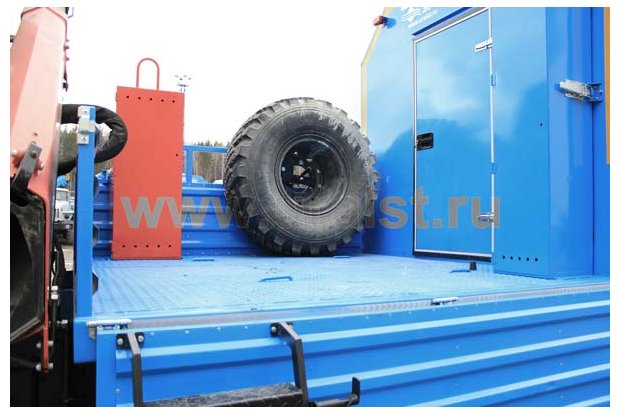 Автофургон с КМУ