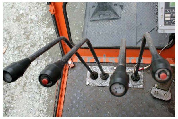 Автокран МКТ-25.5