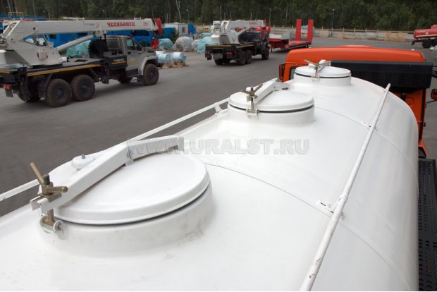 Заливная горловина