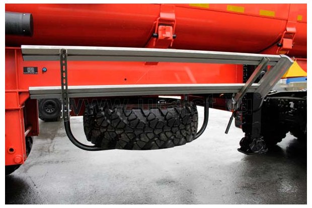 Корзина для размещения запасного колеса