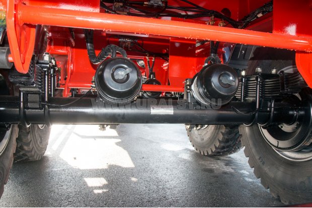 Подвеска полуприцепа цистерны