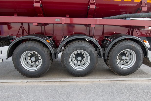 Оси полуприцепа