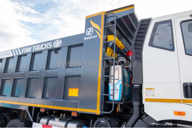 Лестница на самосвальный кузов