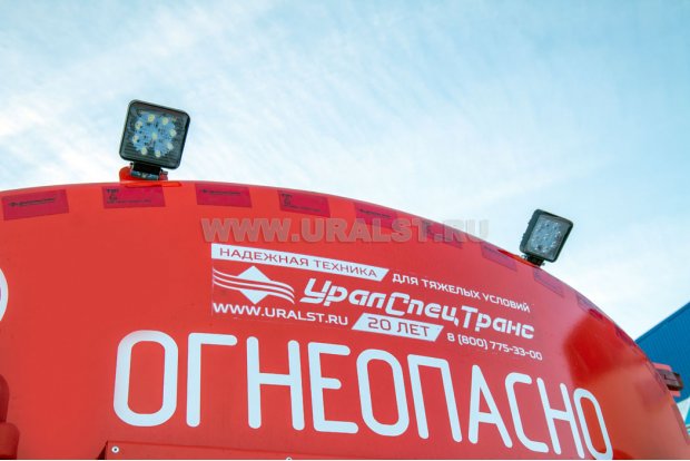 Фара-прожектор