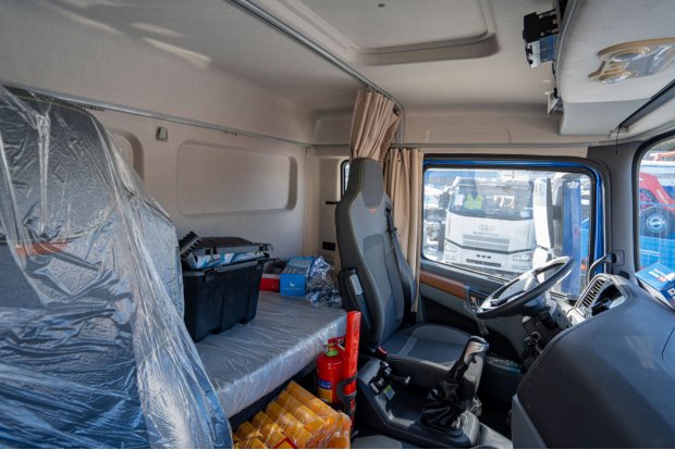 Спальное место в кабине водителя