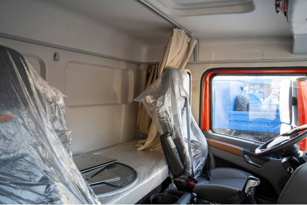 Спальное место в кабине водителя