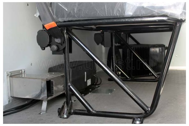 Фургон Камаз АРОК с КМУ