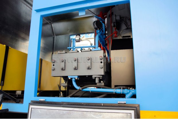 Люк доступа к парообразующиму оборудованию