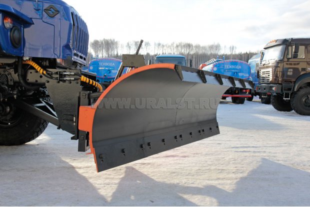 Передний скоростной отвал