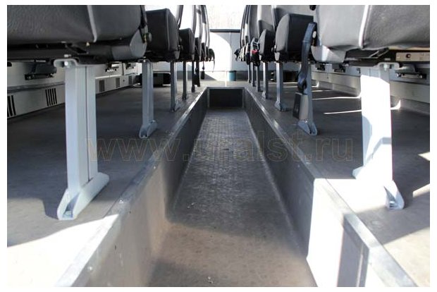 Обниженный ценральный проход вахты Камаз