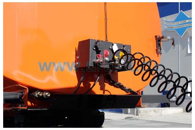 Полуприцеп-цистерна