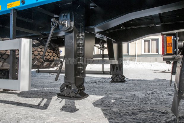 Опорное устройство