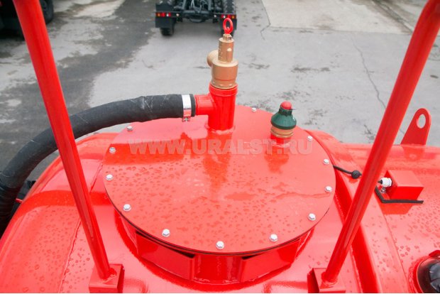 Ревизионный люк