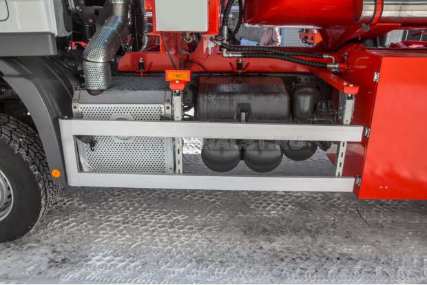 Боковая защита