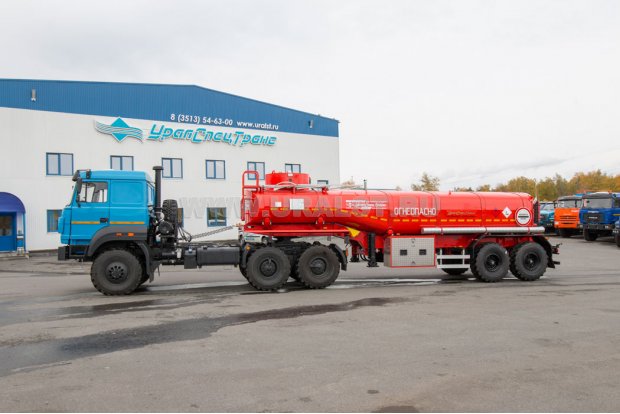 Полуприцеп цистерна нефтевоз ППЦН 23-21ПТ УСТ 9465 рамная