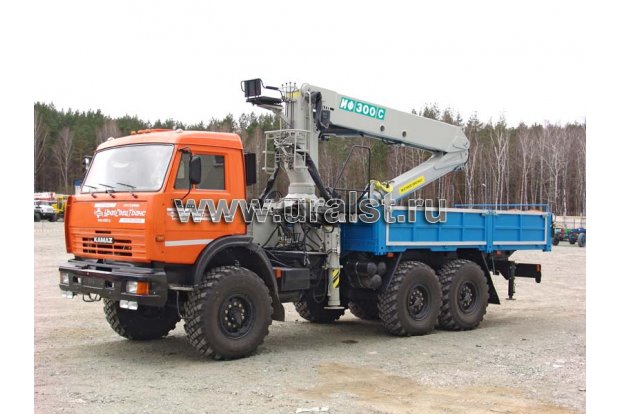 бортовой камаз с кму ИФ 300