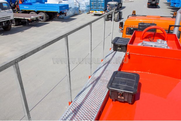 Площадка обслуживания цистерны