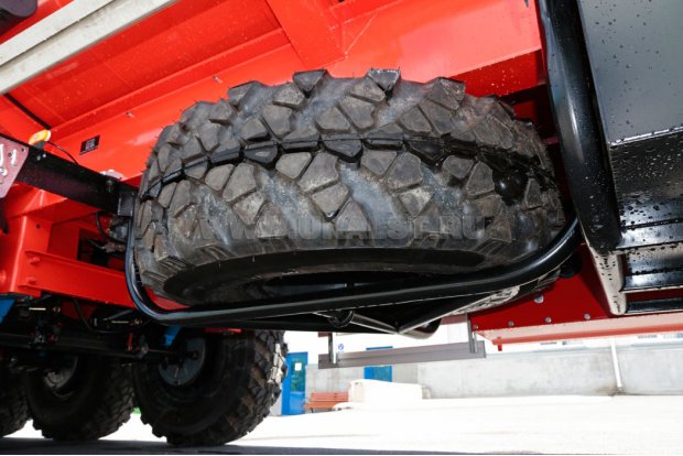 Корзина запасного колеса