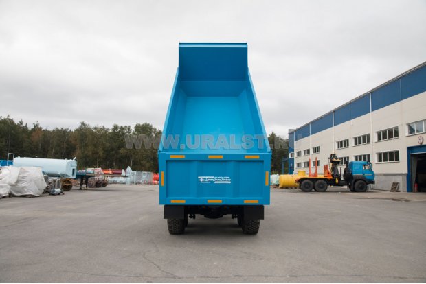Самосвальная навеска 12 куб. м с задней разгрузкой