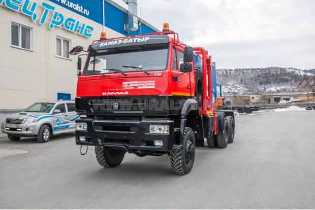 Седельный тягач Камаз 6522-RG