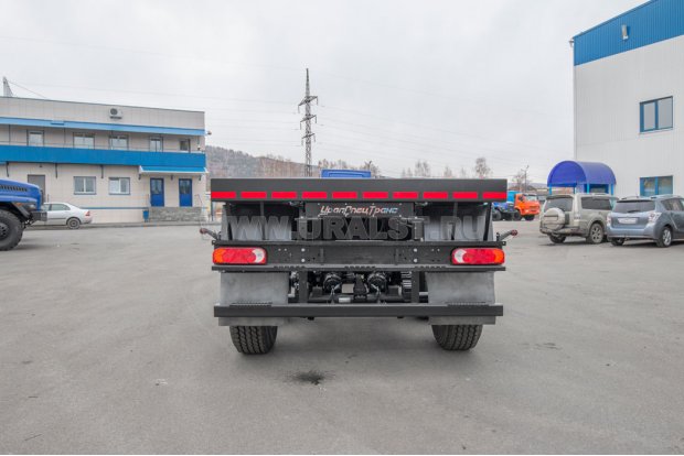 Прицеп контейнеровоз ПК 15-33-6 УСТ 94654J-A1-02 без бортов