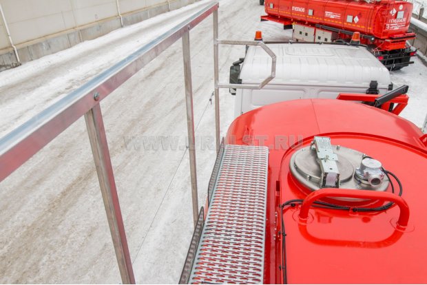 Площадка обслуживания цистерны